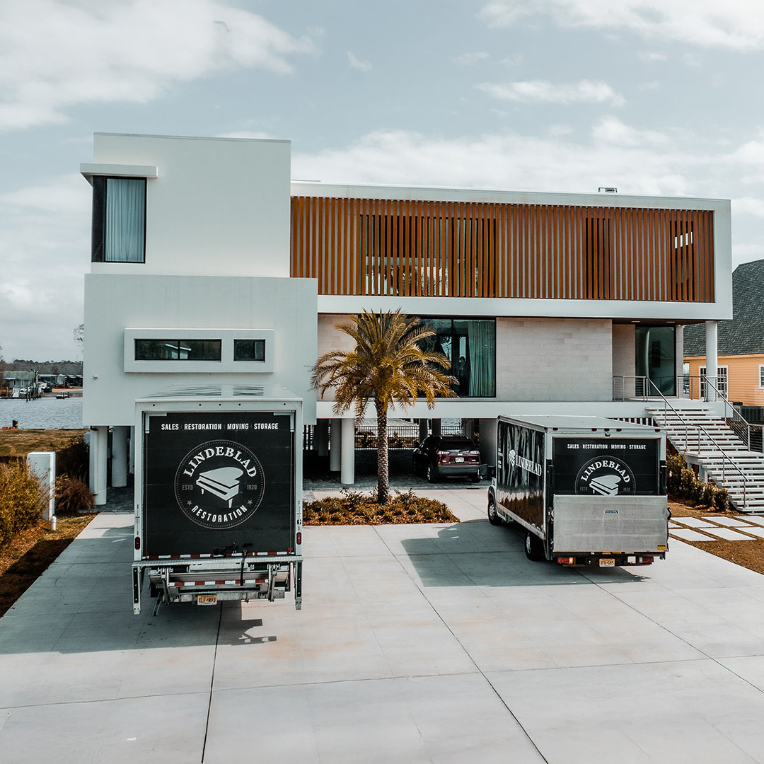 Two Lindeblad Piano moving trucks in Louisiana